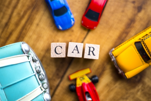 アメリカ発祥！自動車配車サービスのUber(ウーバー)とは？タクシーとの違いも解説！ BNNのアメリカ駐在員メモ